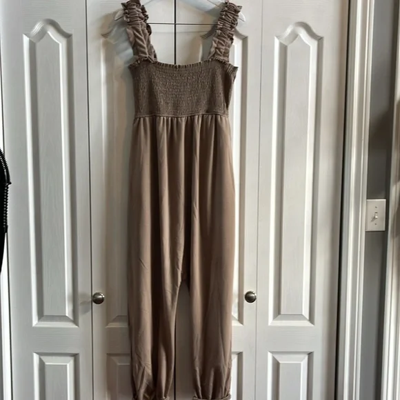 Three Birds Nest Willow Coco Harem Romper Large - Picture 6 of 7